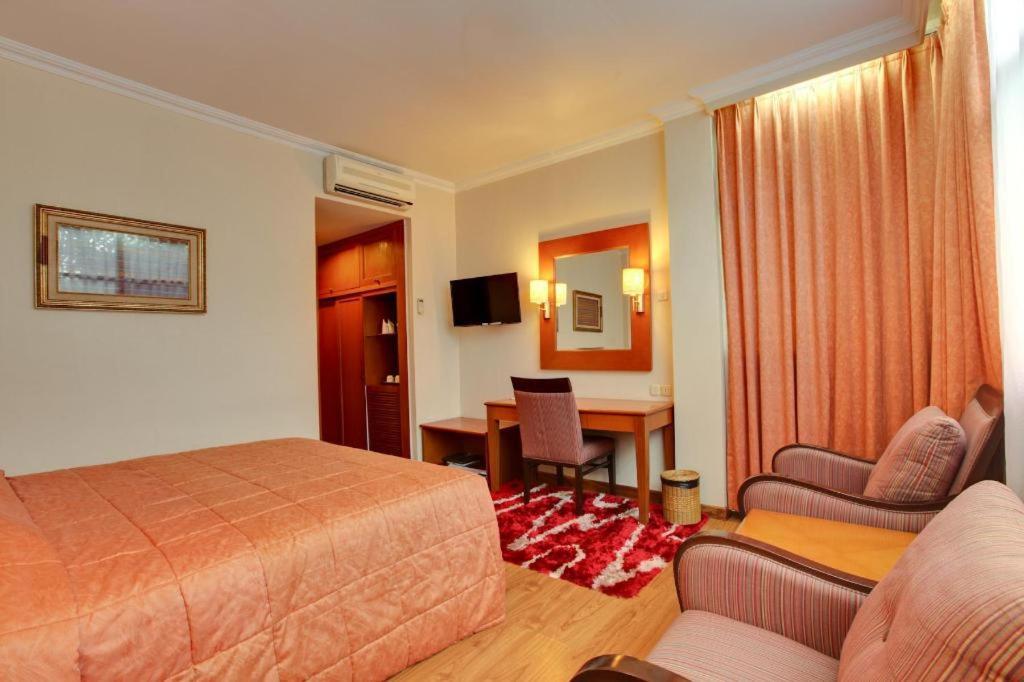 Hotel Mutiara Ambon Eksteriør bilde